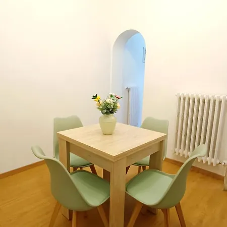 Civico 16 Apartment *